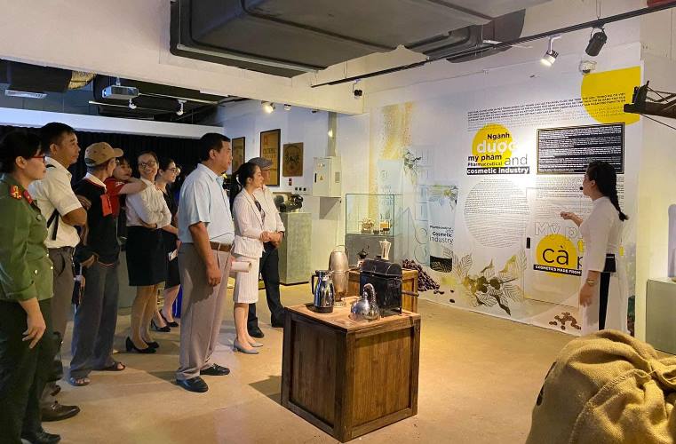 Triển lãm chuyên đề “Lịch sử cà phê thế giới” 